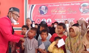 Haul Ke 12 Hasan Tiro, KPA Aceh Barat Berikan Santunan Kepada Anak Yatim Piatu