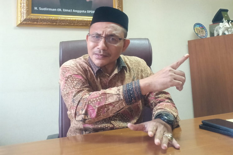 Hadapi Wartawan, Haji Uma: Dandim Aceh Barat Galau!
