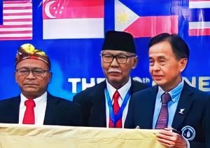 Bob Iskandar Senior Director CAJ Mundur Usai Pengukuhan The President Ke 4