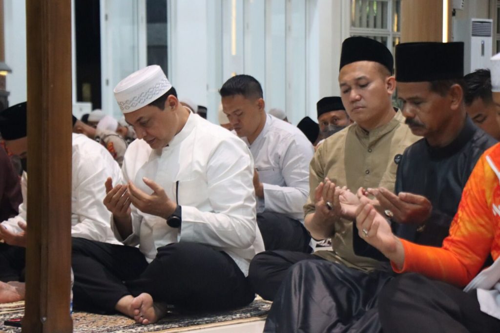 Polda Aceh dan Official Tim Persiraja Gelar Doa Bersama Korban Kanjuruhan