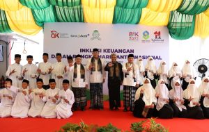 Peduli Santri, OJK Bersama Bank Aceh Gencarkan Literasi Keuangan di Dayah