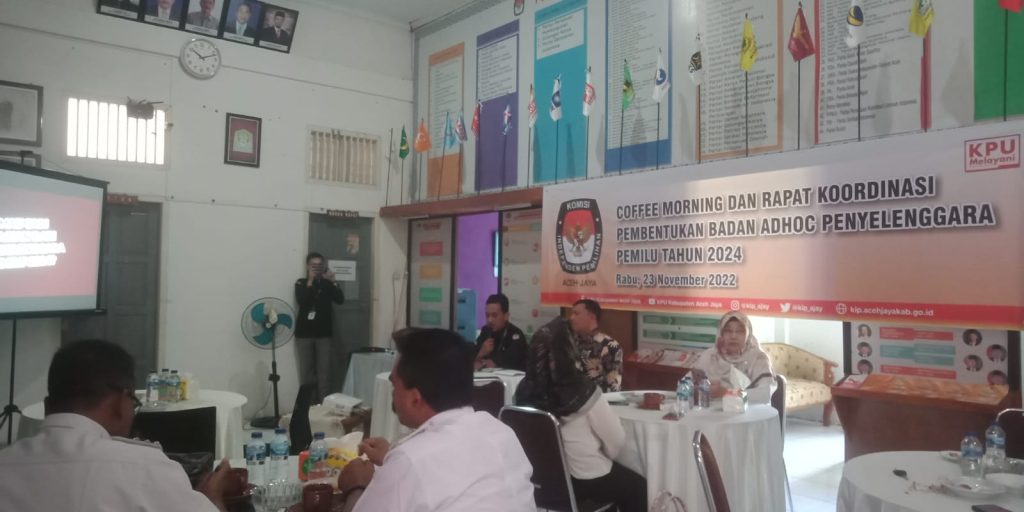 KIP Aceh Jaya Gelar Coffee Morning dan Rapat Koordinasi Pembentukan Badan Adhoc Penyelenggara Pemilu 2024