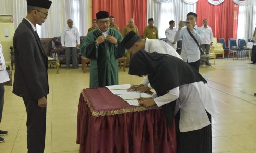 Ratusan Anggota PPS Aceh Selatan, Dilantik Bupati