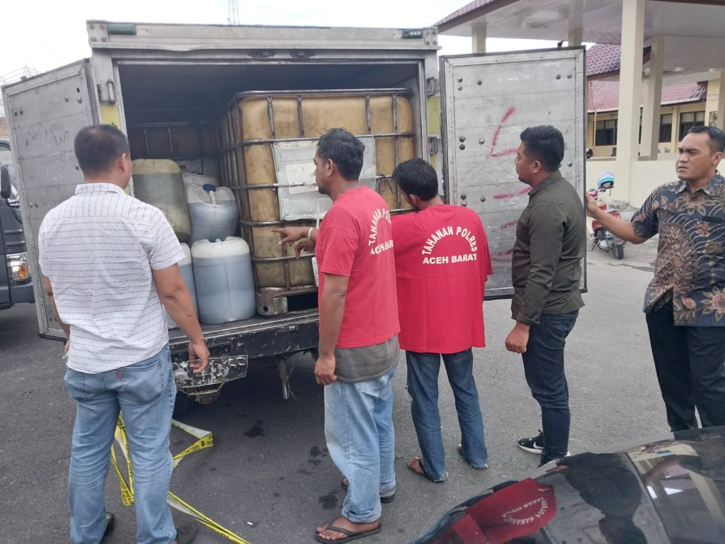 Angkut BBM Ilegal Di Aceh Barat, Dua Pelaku Terancam 6 Tahun Penjara