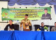 Haji Uma Tekankan Pentingnya Empat Pilar Kebangsaan di Hadapan Pelajar
