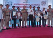 Walikota Jakut Hadiri Tebus Ijazah di Kelurahan Lagoa