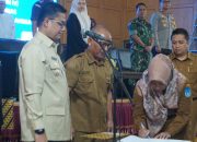 Lantik 188 Pejabat, Walikota Langsa Ingatkan Birokrasi Jangan Lamban: “Perubahan Tak Bisa Ditunda!”