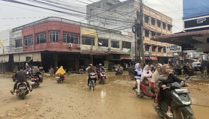 Hingga Hari Keempat, Warga Langsa Mengaku Belum Terima Bantuan Banjir
